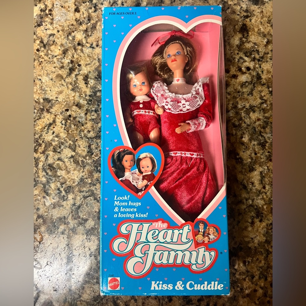 Vintage Mattel The Heart Family Kiss & Cuddle Dolls NEW IN BOX